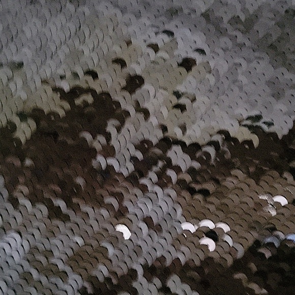 NEW! EXPRESS Black Sequin Spaghetti Strap V-neck Tank Top Small. - Picture 7 of 9